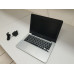 ASUS X302 met I3-6006 en Mint